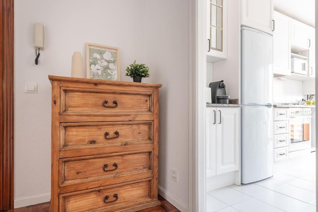 San Roman Apartment With Private Parking Santander Exterior foto