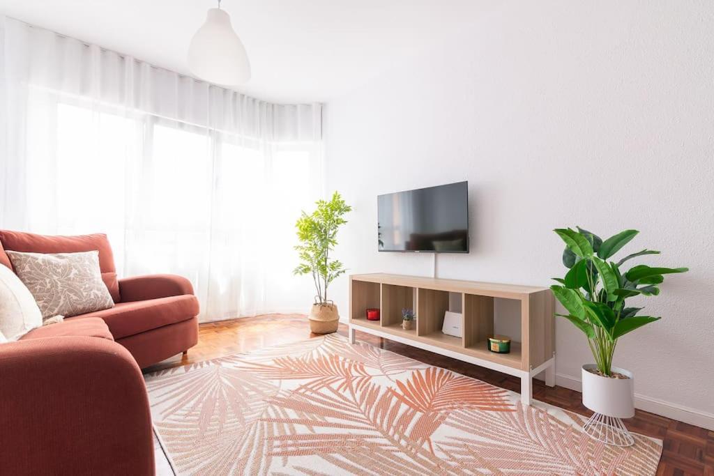 San Roman Apartment With Private Parking Santander Exterior foto